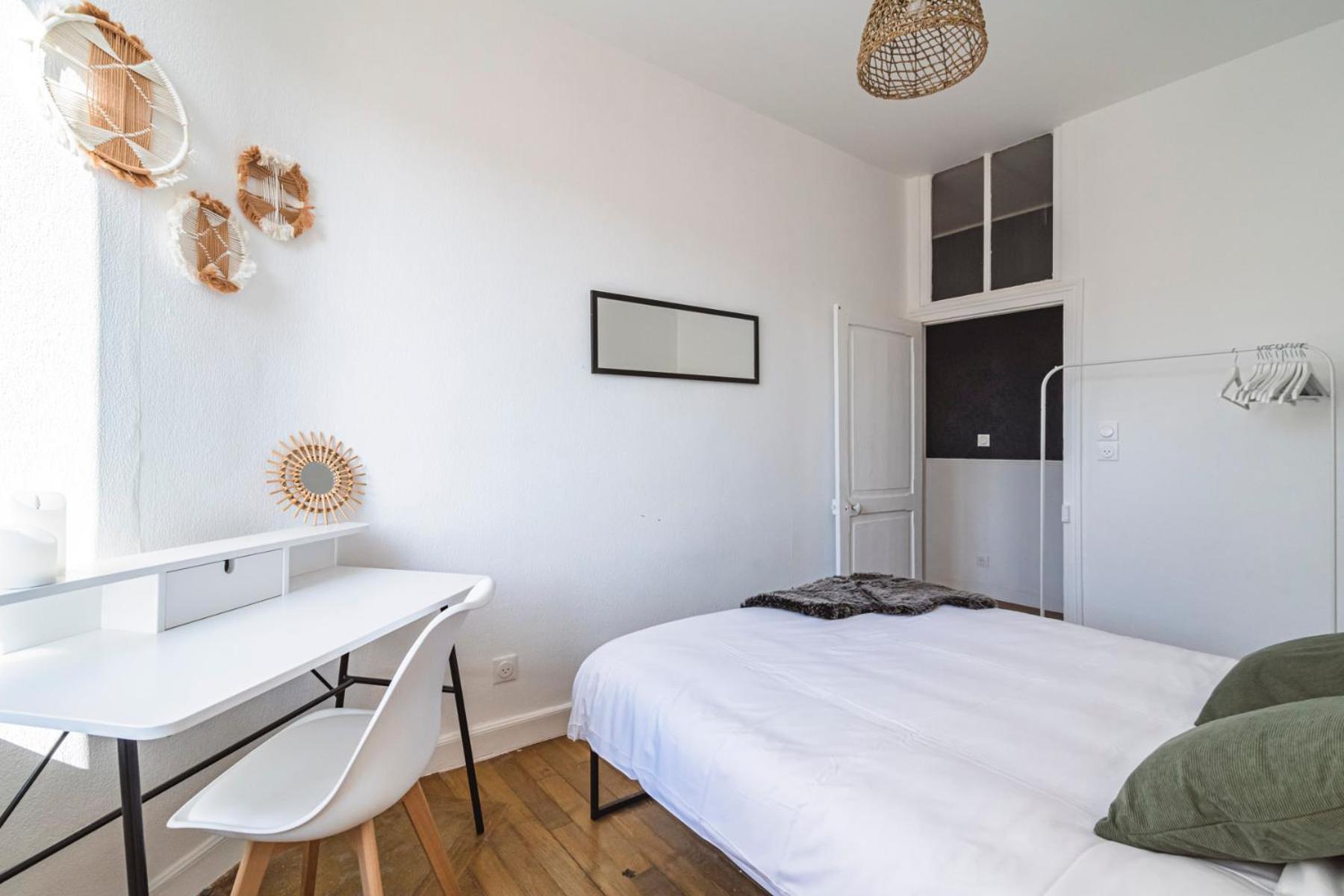 Le Cosy - Charmant 2 Chambres - Hyper Centre Reims Eksteriør billede