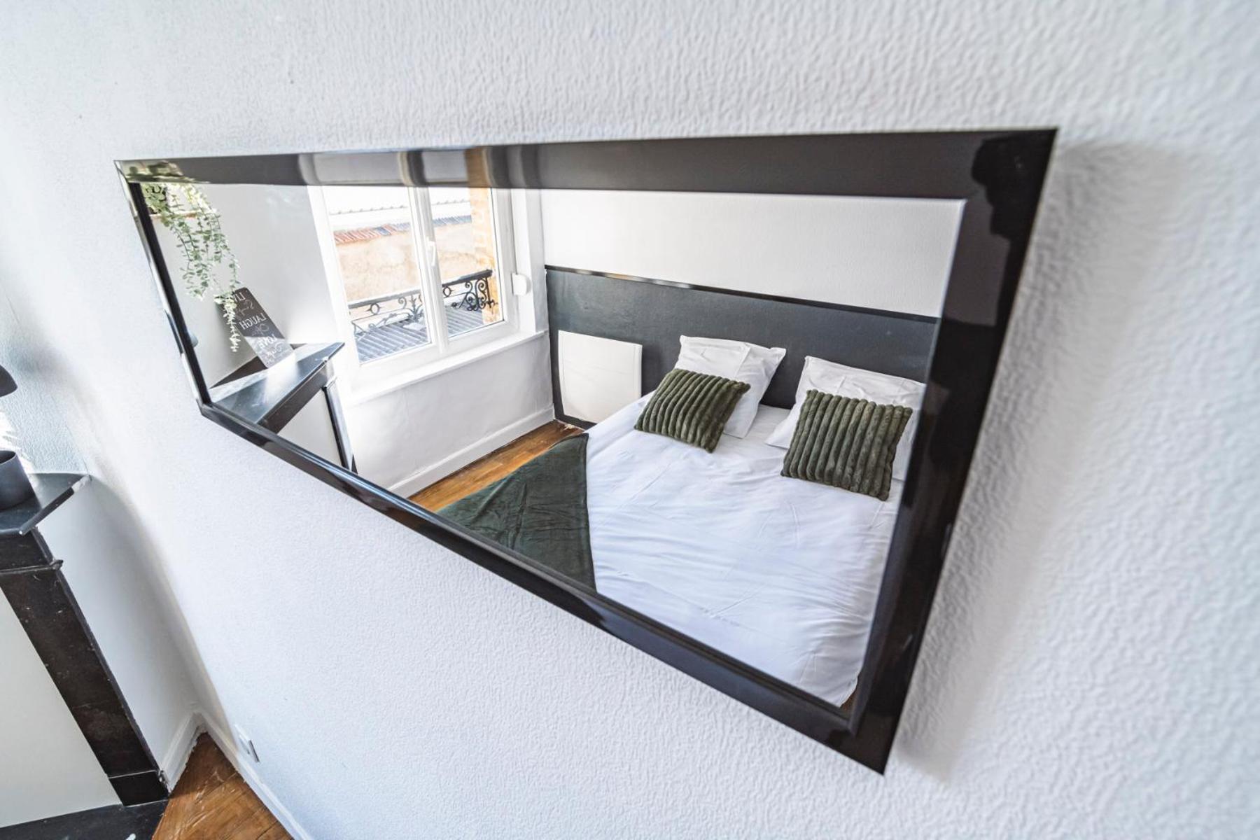 Le Cosy - Charmant 2 Chambres - Hyper Centre Reims Eksteriør billede